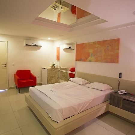 Dom Suites Motel (Adults Only) Сальвадор Экстерьер фото
